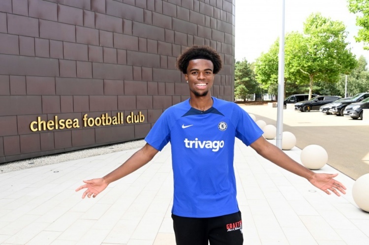 注册投注-切尔西为楚克乌梅卡标价2000至2200万欧元寻求永久转会