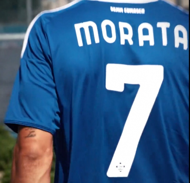 科莫俱乐部宣布莫拉塔新赛季改穿7号战袍