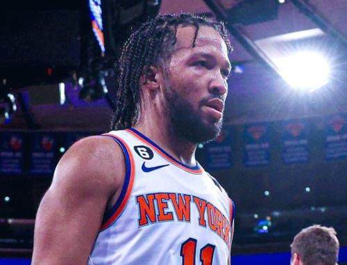 直播入口-杀神模式开启！布朗森狂轰55分挽救低迷尼克斯