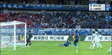 1722259896433034931.gif 杨泽翔.gif