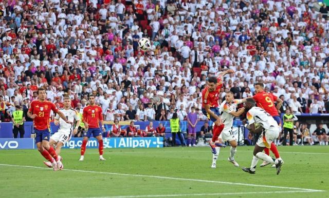 赛事预测-西主帅：我们有机会夺冠 梅里诺：不知道自己进球了