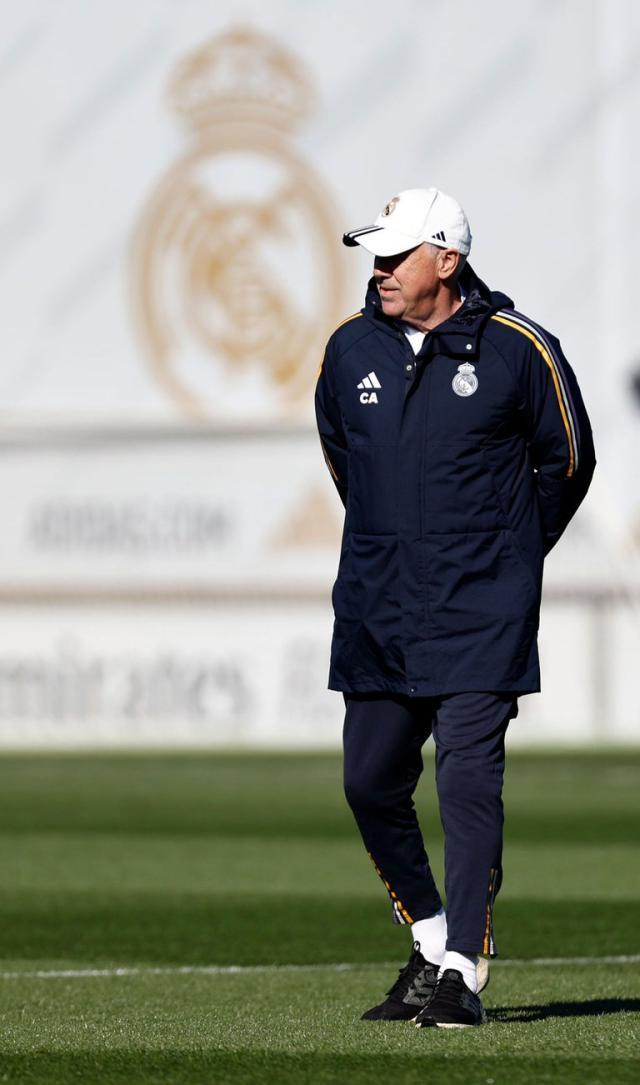 安帅化身和平鸽：小熊遭歧视已是过去，贝林将复出