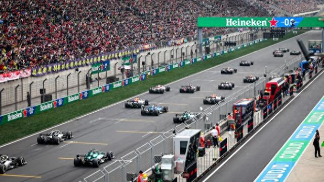世界杯决赛-F1中国大奖赛观赛总人次创下近20年新高，孕育中国赛车文化新生态|上海|车迷|车手|卡片|卡卡_新浪体育_新浪新闻